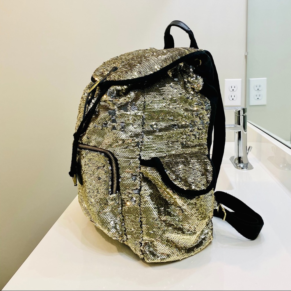 Victoria’s Secret Pink - Gold Glitter Backpack! ✨